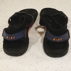 Vintage Nike sandals. Waterproof Very retro